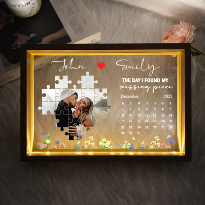 Personalized Photo Frame Light Box for Couples – Anniversary Gift with Calendar & Names, Gift for Boyfriend & Girlfriend