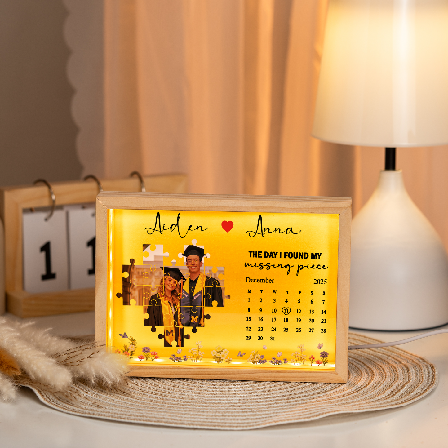 Personalized Photo Frame Light Box for Couples – Anniversary Gift with Calendar & Names, Gift for Boyfriend & Girlfriend