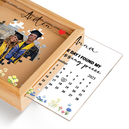 Personalized Photo Frame Light Box for Couples – Anniversary Gift with Calendar & Names, Gift for Boyfriend & Girlfriend