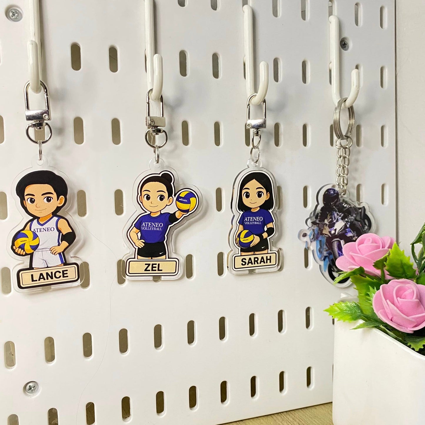 Custom Chibi Couple Acrylic Keychain, Personalized Cartoon Portrait Keychain, Clear Acrylic Charm Gift, Birthday Christmas Gift for Him & Her