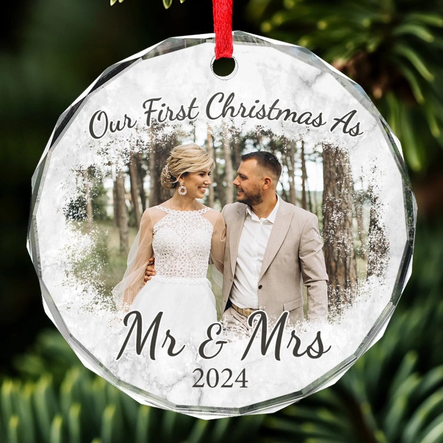 Christmas Birthday Gifts for Her, Wife, Custom Wedding Glass Ornament, Mr and Mrs Gifts - New Arrival, Christmas Gift For Pet Owners, Pet Lovers, First Christmas AMZ