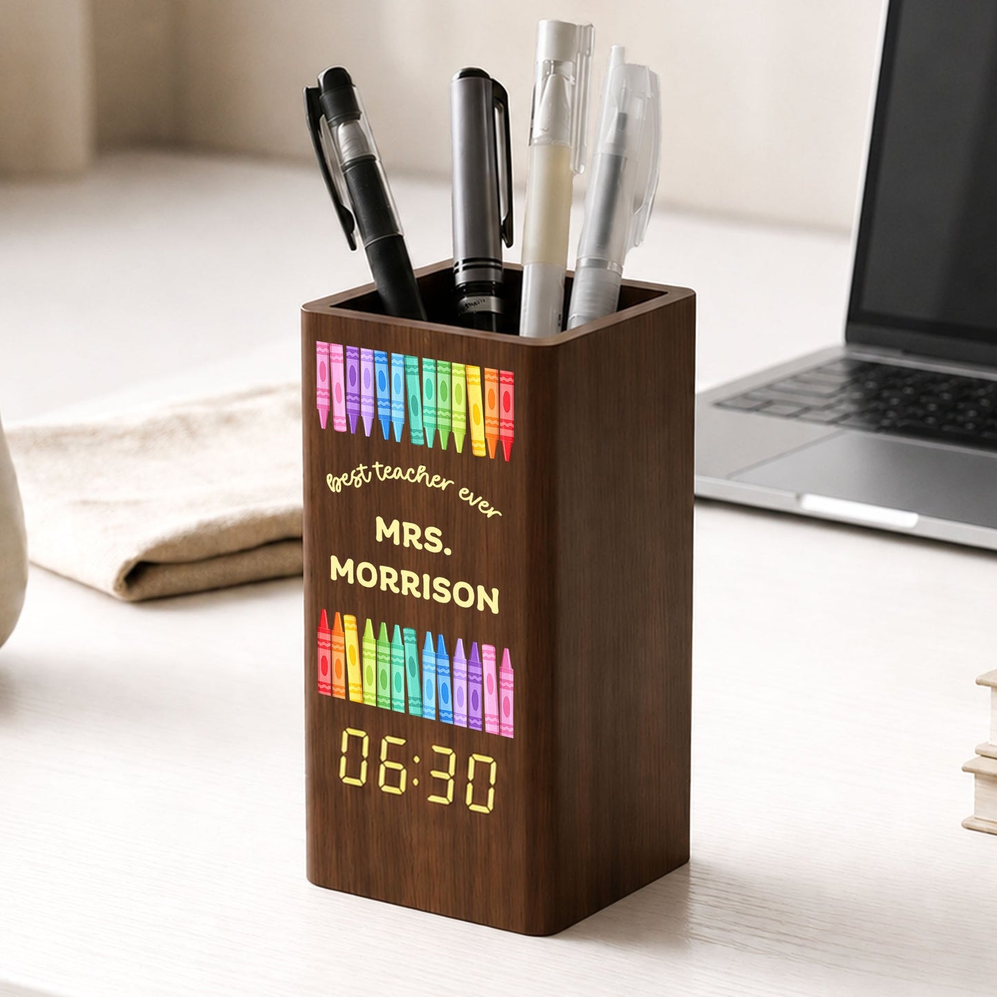 [FREE SHIPPING] Best Teacher Ever - Personalized Pen Holder With Clock